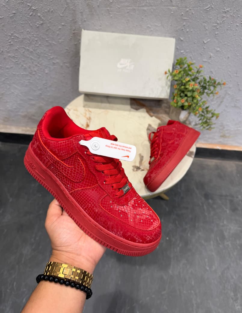 NIKE AIRFORCE KOBE BRYANT RED