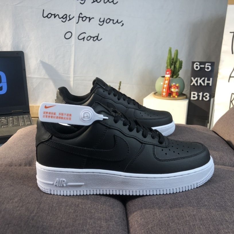 NIKE AIRFORCE ONE LOW LX OFF-NOIR