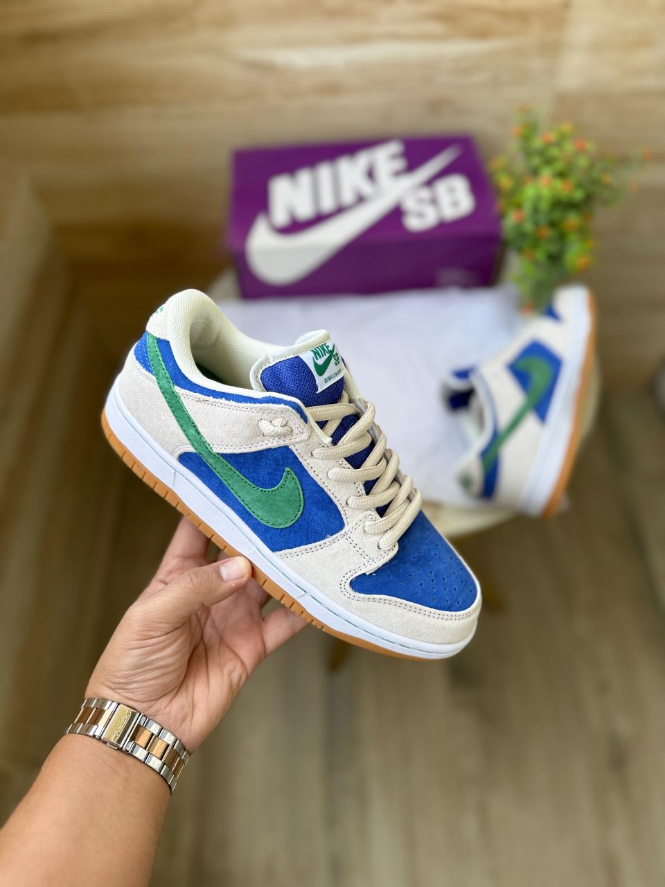 NIKE SB DUNK LOW HYPER ROYAL