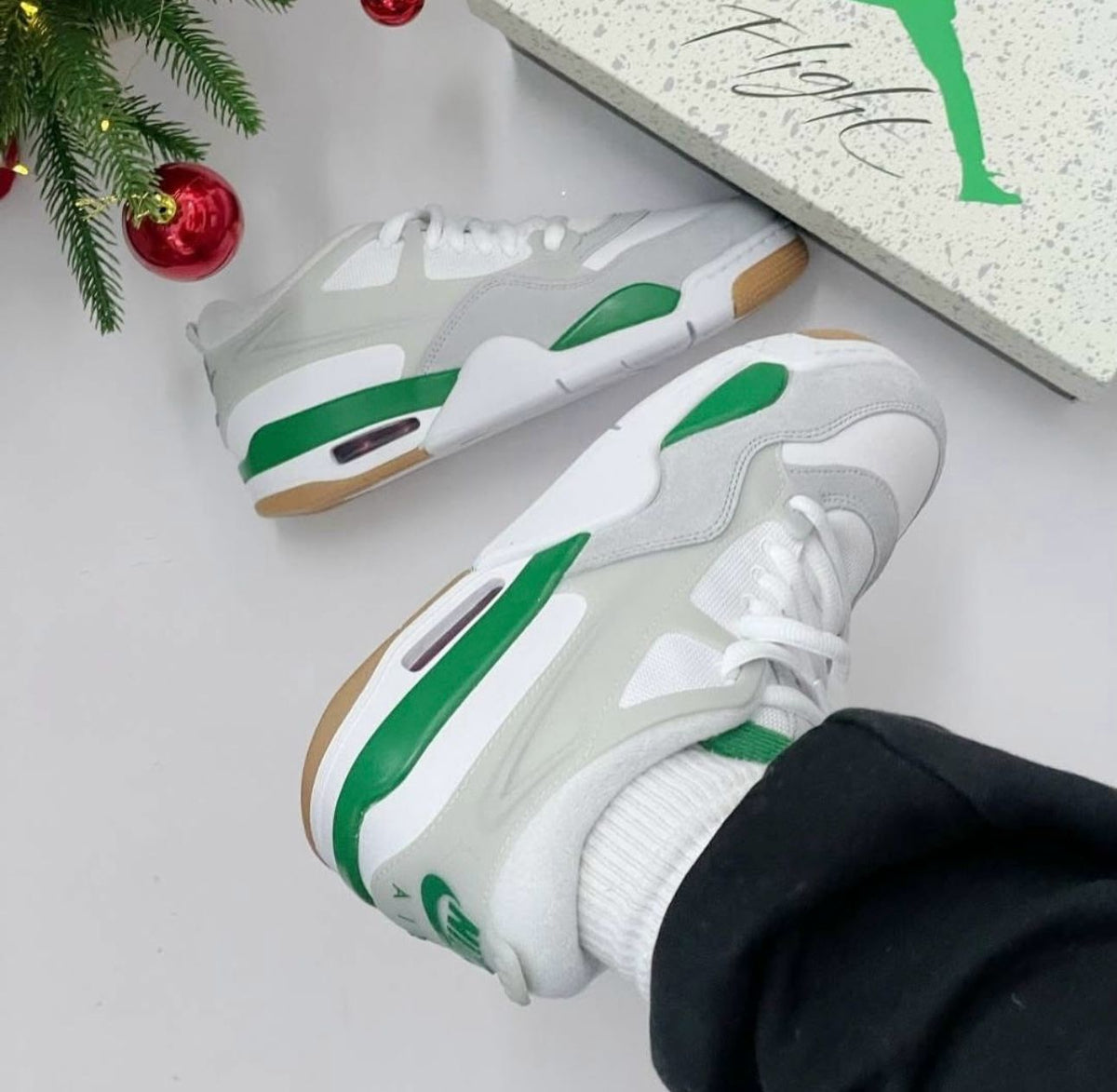 AIR JORDAN 4 RM PINE GREEN