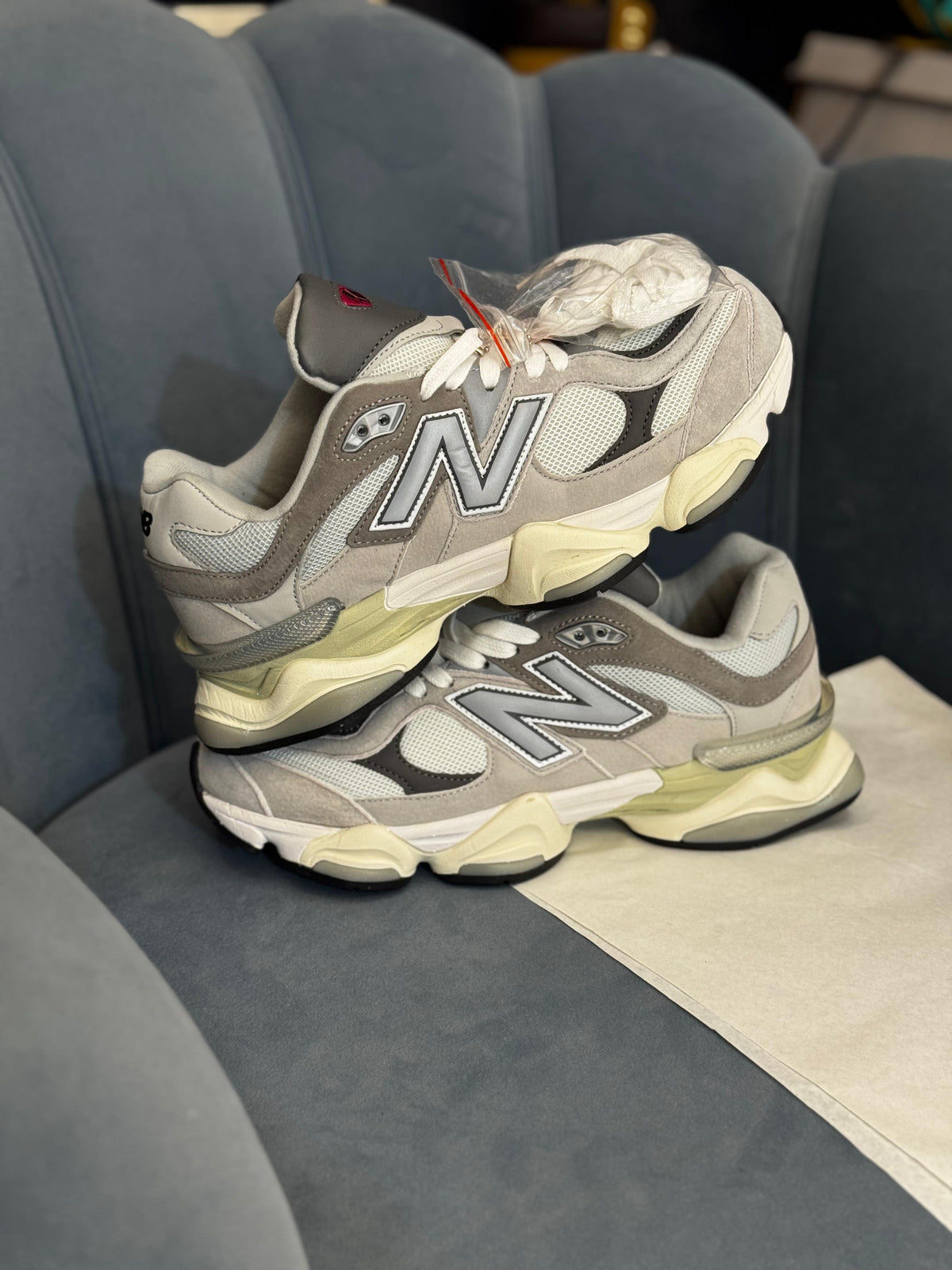 NEW BALANCE 9060 GREY