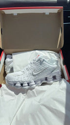 NIKE SHOX TL WHITE / METALLIC SILVER