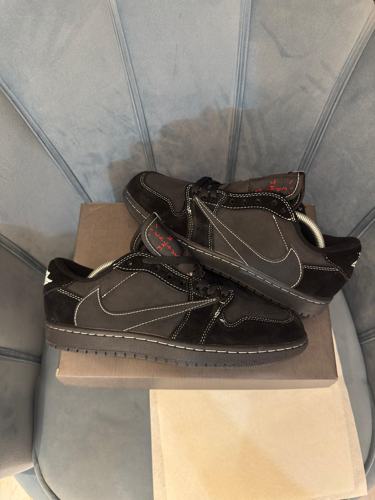 AIR JORDAN 1 LOW X TRAVIS SCOTT PHANTOM BLACK