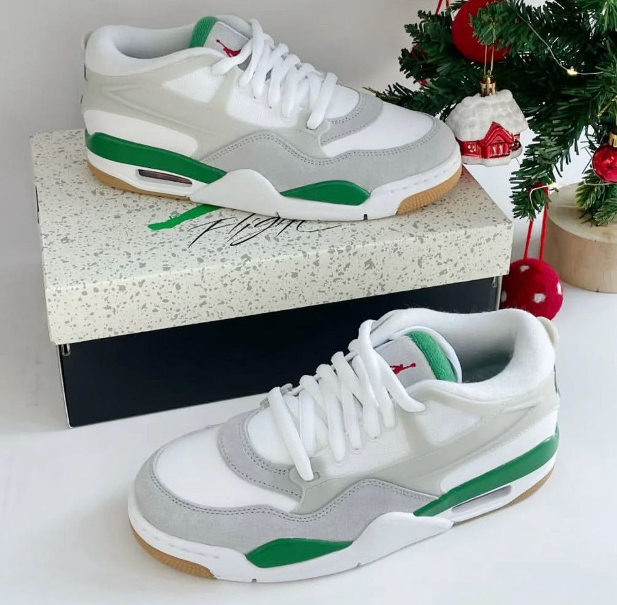AIR JORDAN 4 RM PINE GREEN