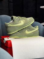 NIKE SB DUNK OIL GREEN AURA