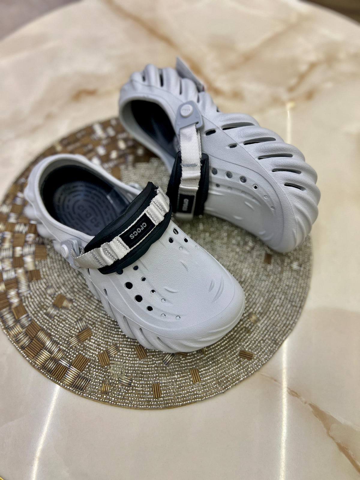 ECHO CROCS
