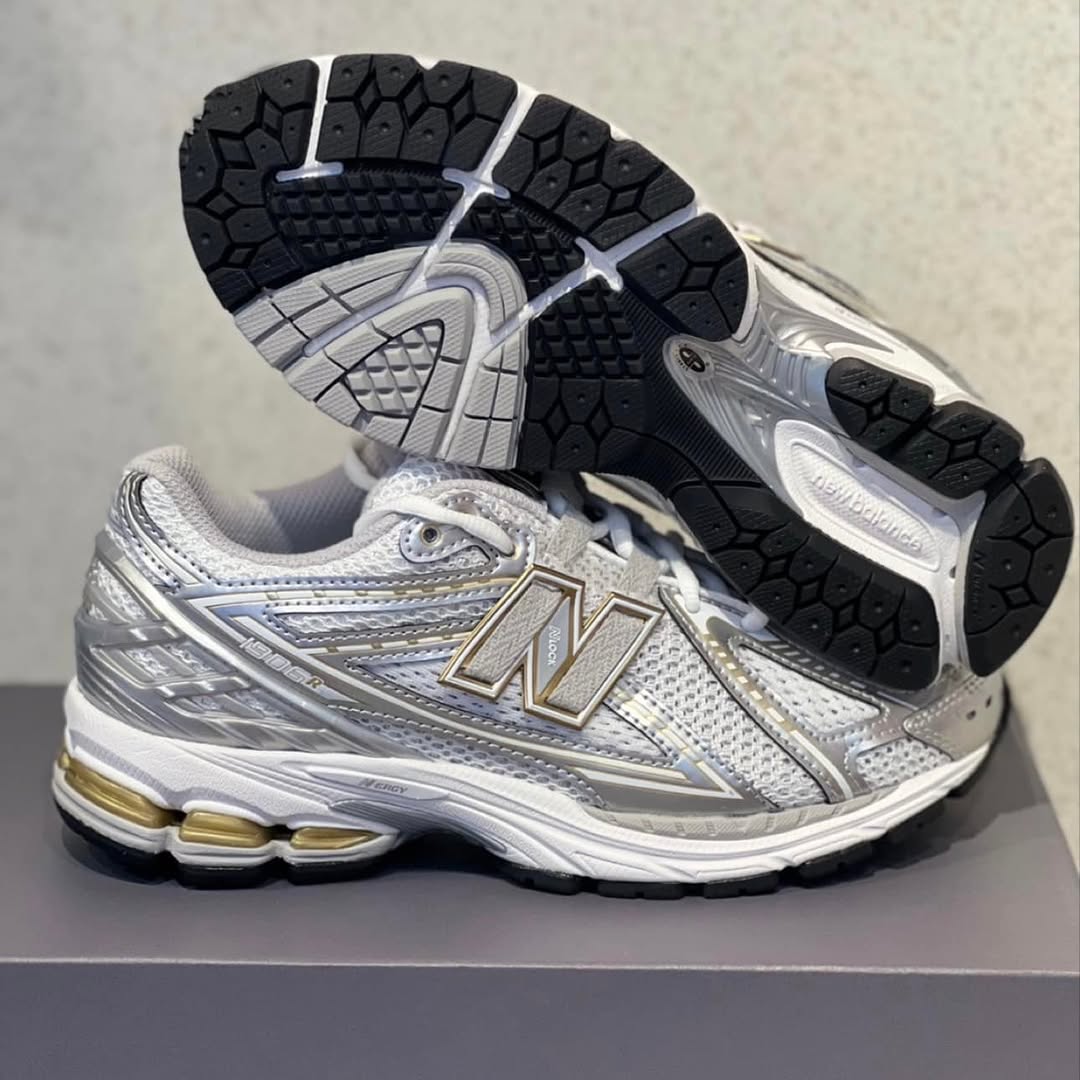 NEW BALANCE 1906R WHITE RAIN CLOUD METALLIC
